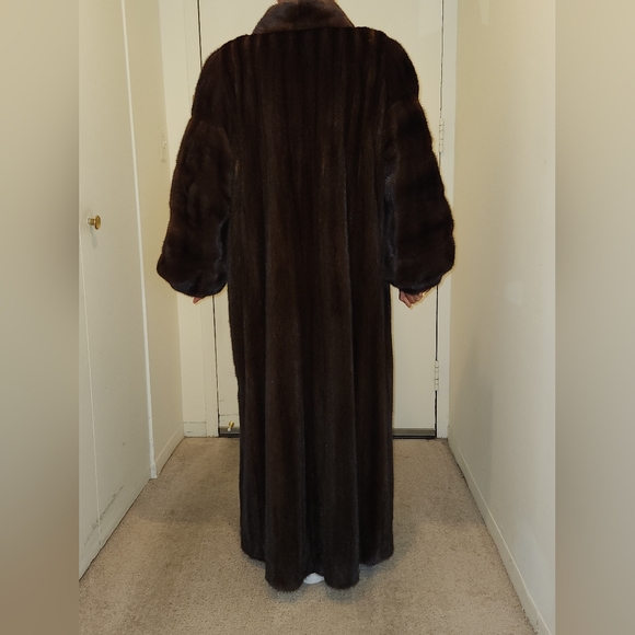 Full Length Mahogany Mink Coat - Picture 10 of 10